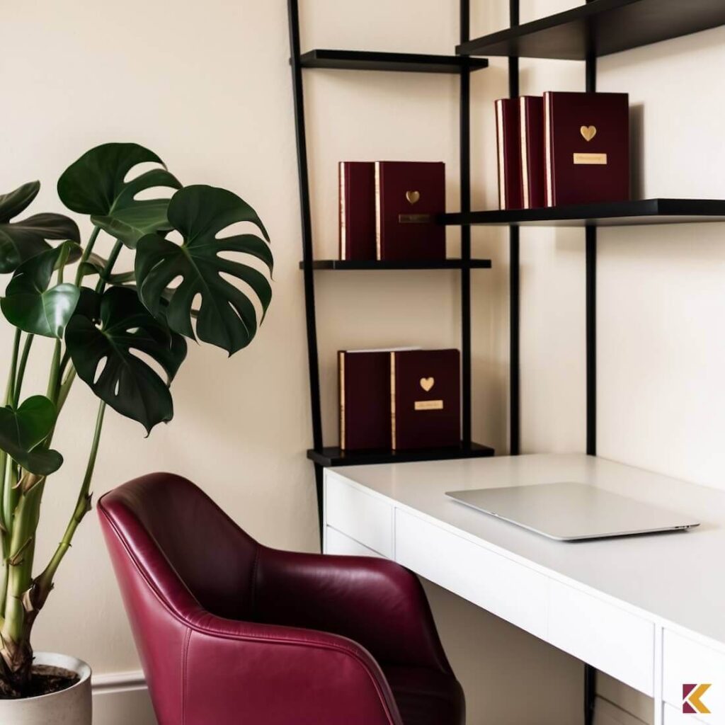 Bordowy fotel przy biurku